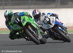 18h51 : Duel au sommet entre Kawasaki et BMW