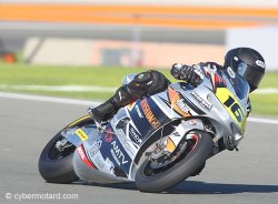 Le dur apprentissage du Moto2 pour Hugo