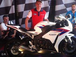 La nouvelle Honda Fireblade a été présenté sur le circuit du Mans