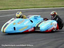 Mickael DUCOURET / Bastien HERMAN sacrés champions de France side-car 2009 !