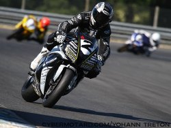 Mathieu Gines fait le doublé en supersport avec sa Honda