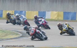 Superbe bataille pour les places d'honneur en supersport