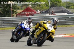 Belle passe d'armes entre Longearet et Gines en supersport