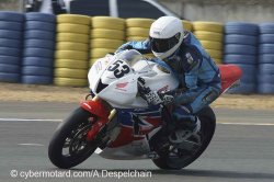 Valentin Debise 3e en supersport malgré un pied cassé !