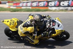 A Lédenon, Mathieu Gines engrange sa 3e victoire en supersport, lors de la course du samedi.