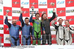 Podium F2, Franck Bajus/Clément Carré au dessus du lot