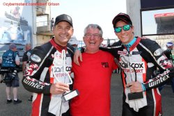 Un trio de gens H.E.U.R.E.U.X !