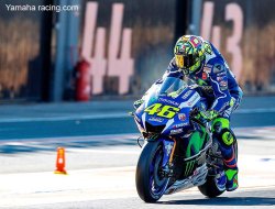 Rossi étrenne le châssis Yamaha 2017