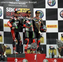 Tom Sykes a largement devancé les 2 Aprilia lancés à ses trousses dans la 2e manche de Magny Cours